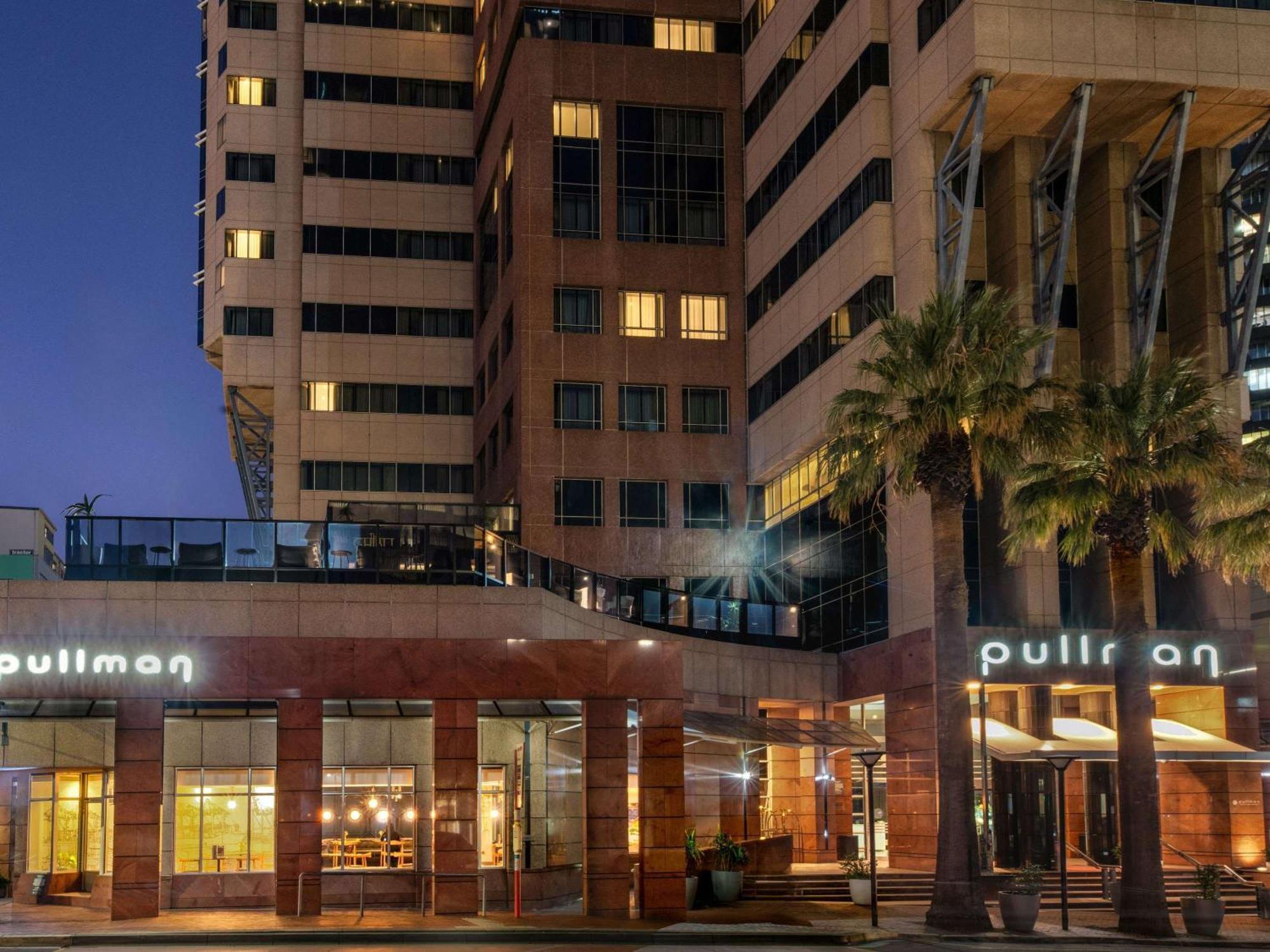 Pullman Cape Town City Centre Exterior photo