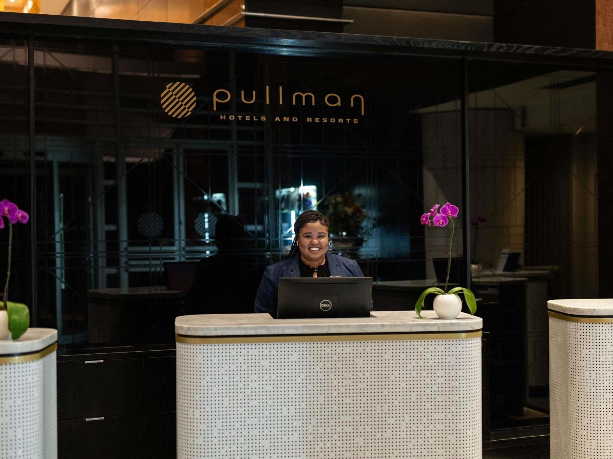 Pullman Cape Town City Centre Exterior photo